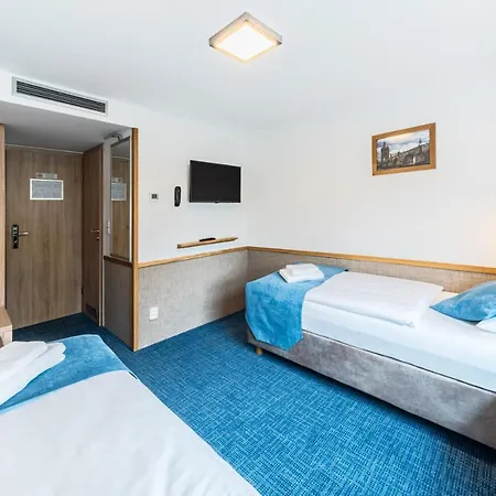 Racek Hotel na wodzie 3*