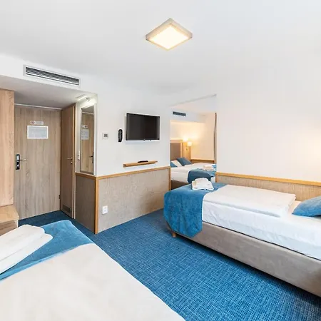 Hotel na wodzie Racek 3*