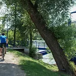 Bådhotel Racek Prag
